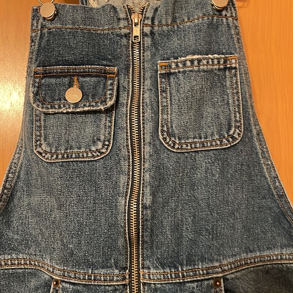 Reformation Overalls Size 0 - Picture 4 of 10